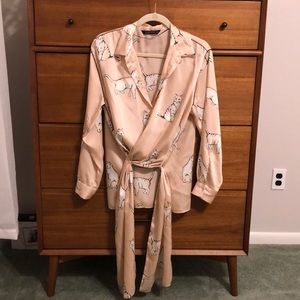 Zara- Pink printed cat blouse